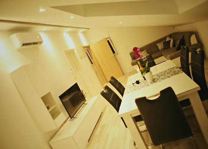 Appartement Sanja *